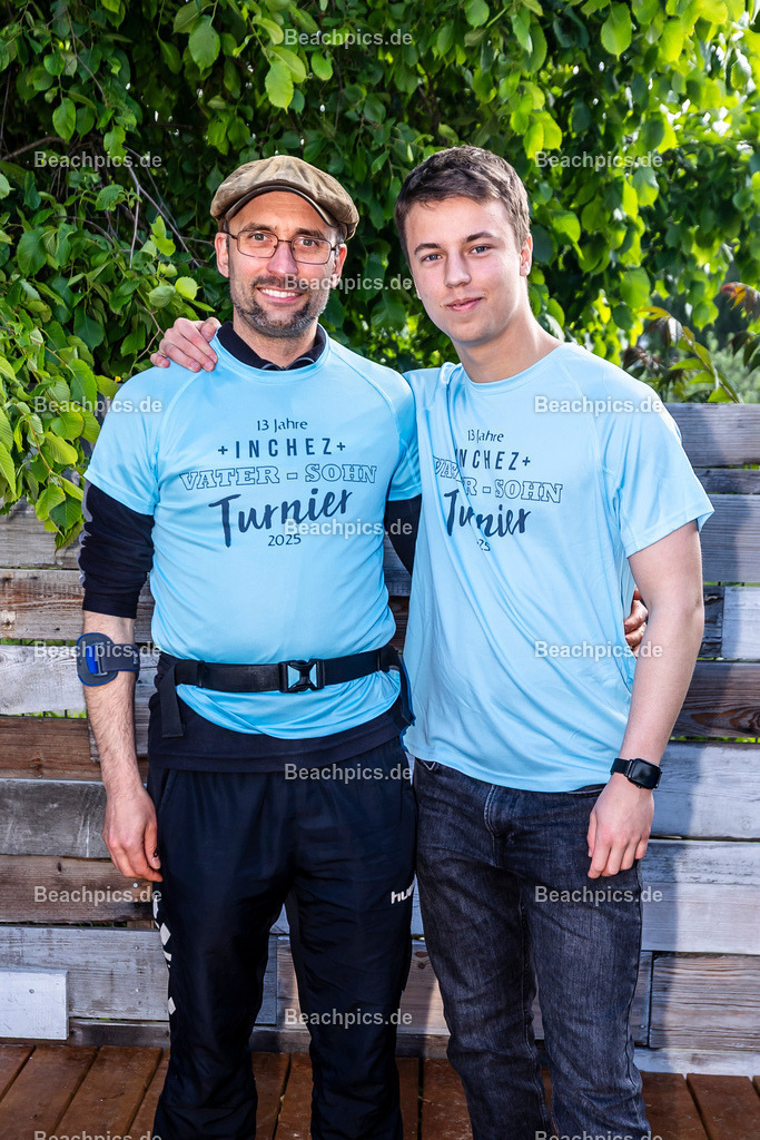 2025-200075944-Vater-Sohn-Turnier-Familienfotos | Pinar Atalay, Bundeskanzler Friedrich Merz 29.05.2025; Berlin Foto: Gerold Rebsch - www.beachpics.de