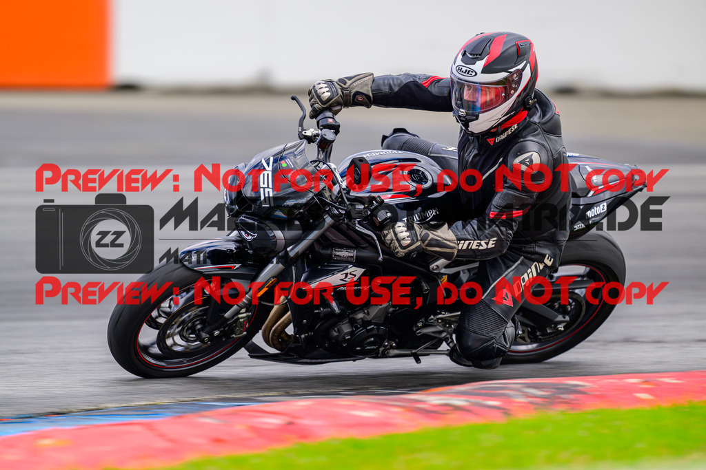 MaZZes_FotoMatrix_240615_6007705_8702 | ROT