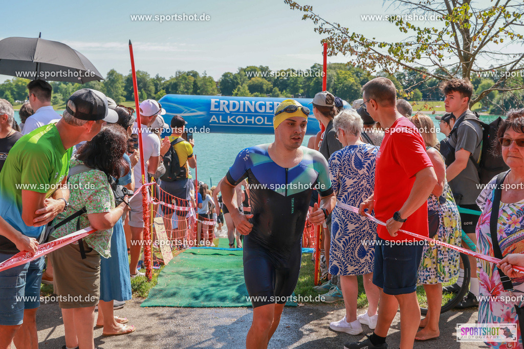 AR7_9125 | Karlsfeld Triathlon 2025 #karlsfeldtriathlon #karlsfeldtriathlon2025  #karlsfeldrace  #yourpictrs #triathlon_karlsfeld #tsveintrachtkarlsfeld #sportshot_your_pictrs @Sportshotphotography @Triathlon Karlsfeld - TSV Eintracht Karlsfeld Triathlon Copyright: www.sportshot.de