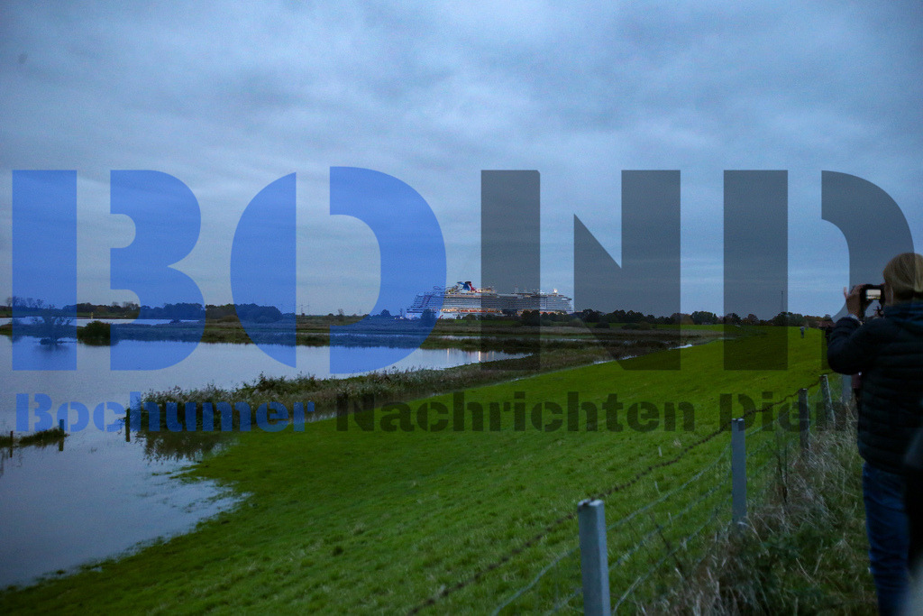 30.10.2023 - 
 | Sebastian Sendlak / Bochumer Nachrichtendienst (BOND) - Ueberfuehrung Carnival Jubilee - Meyer Werft Papenburg - Realisiert mit Pictrs.com