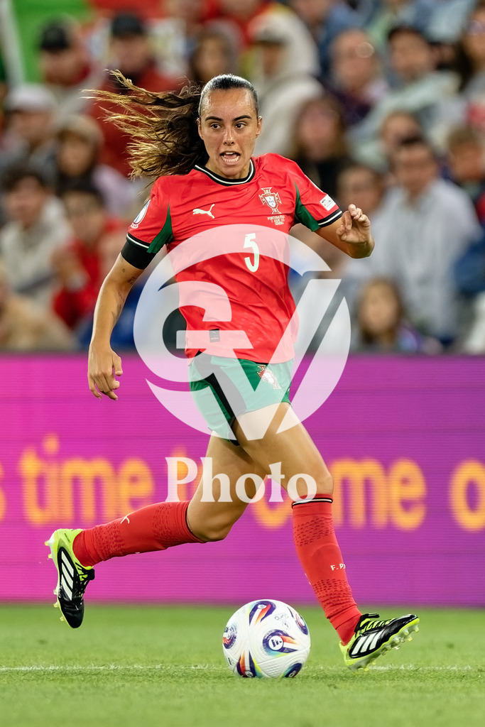 Portugal v Italy - UEFA Women's EURO 2025 Group B | GENEVA, SWITZERLAND - JULY 7:  Joana Marchao of Portugal runs with the ball during the UEFA Women's EURO 2025 Group B match between Portugal and Italy at Stade de Geneve on July 7, 2025 in Geneva, Switzerland. (Photo by Giuseppe Velletri/Sports Press Photo/Getty Images)
