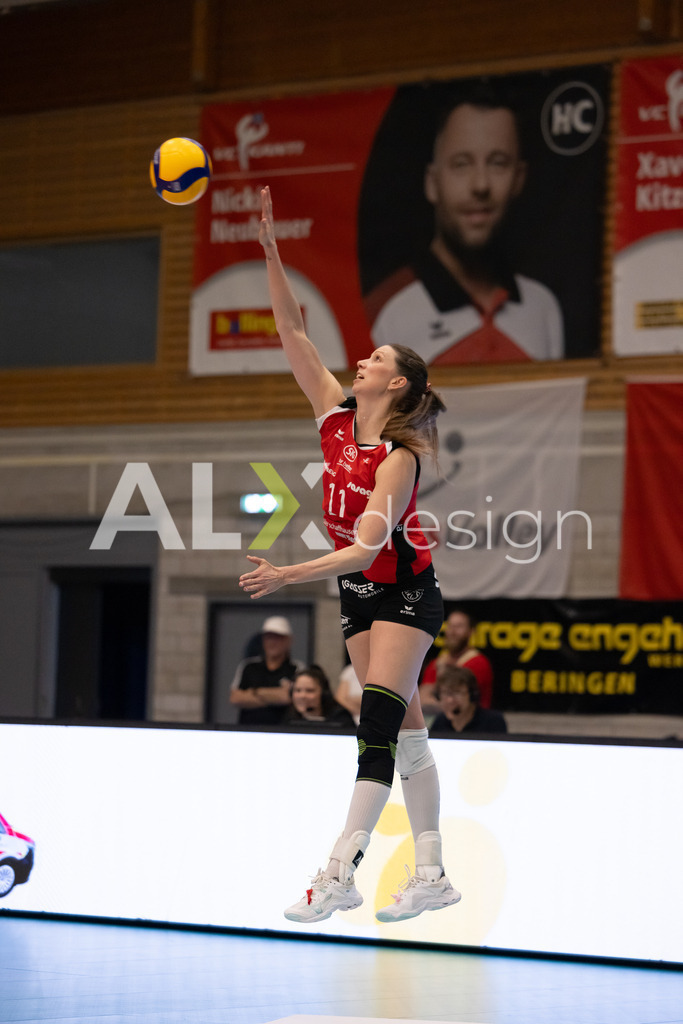 Volleyball I Frauen I Saison 2025-2026 I Volleyball NLA | Women I  Playoffs Finals 2/5 I  VC Kanti Schaffhausen - viteos NUC I  10.04.2026 | 11 Kateřina Holásková (CZ) (VC Kanti Schaffhausen) – Mitte - Realisiert mit Pictrs.com