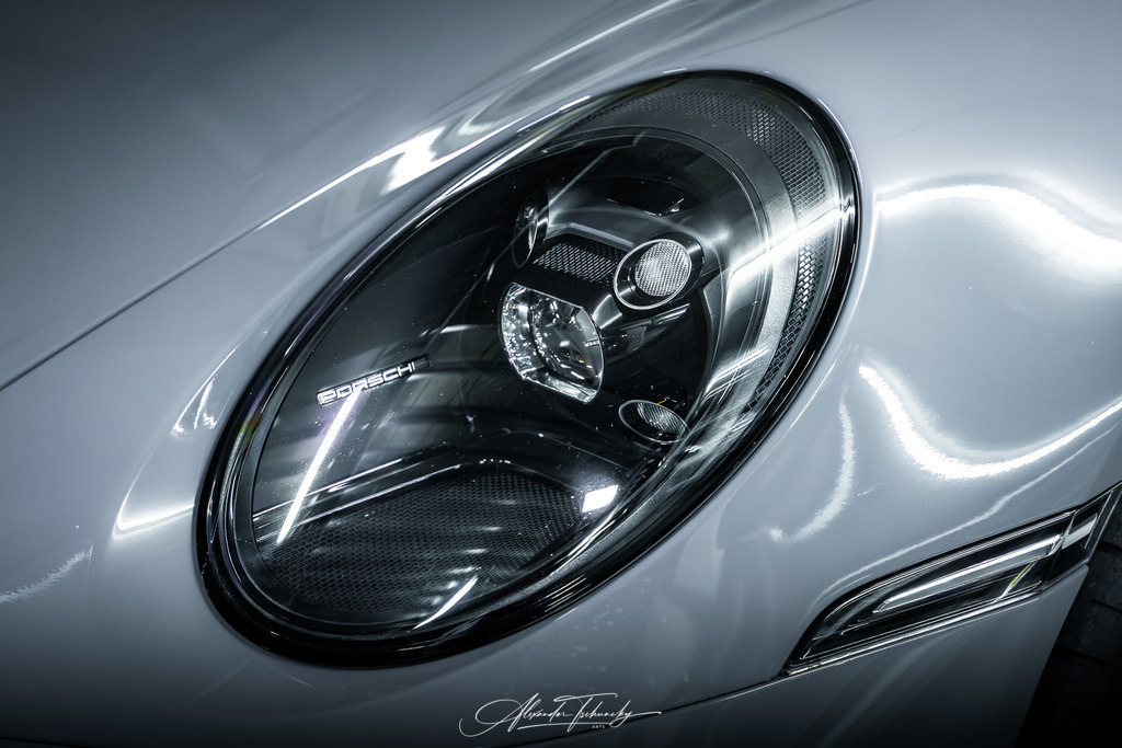 911 GT3 Touring Clausi | Entdecken Sie die faszinierende Welt von Alexander Tschuncky Arts: Kreative Fotografie, atemberaubende Automobilkunst und hochwertiger Bilderdruck. Lassen Sie sich inspirieren! - Realisiert mit Pictrs.com