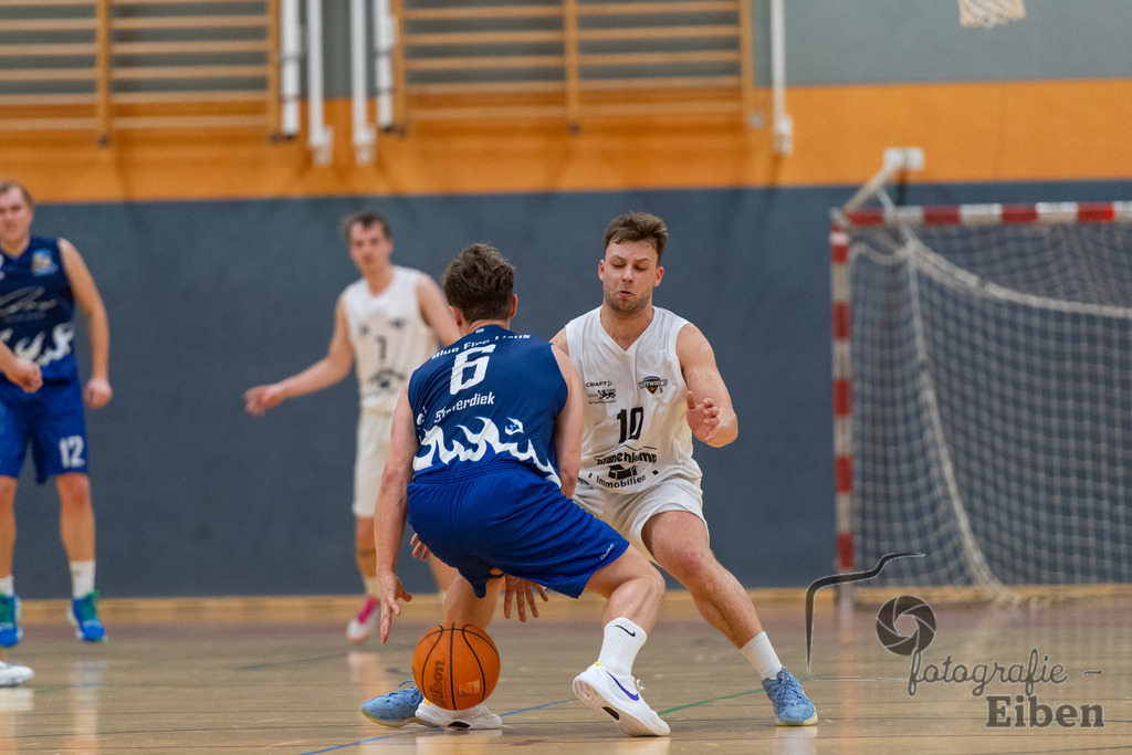 Wattworms Edewecht-Lions Ofenerdiek | Wattworms Edewecht (weiß)-Lions Ofenerdiek (blau) am 22.02.2026 in Edewecht (Heinz-zur-Jührden-Halle); Photo: Philip Eiben 2025 - Realisiert mit Pictrs.com