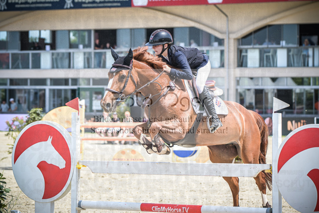 DOS_4050 | Entdecke hochwertige Reitturnierfotos von Foto Oger. Professionell, emotional und authentisch – jetzt Lieblingsmomente im Shop bestellen.Deutschlandweite Turnierfotografie. - Realisiert mit Pictrs.com