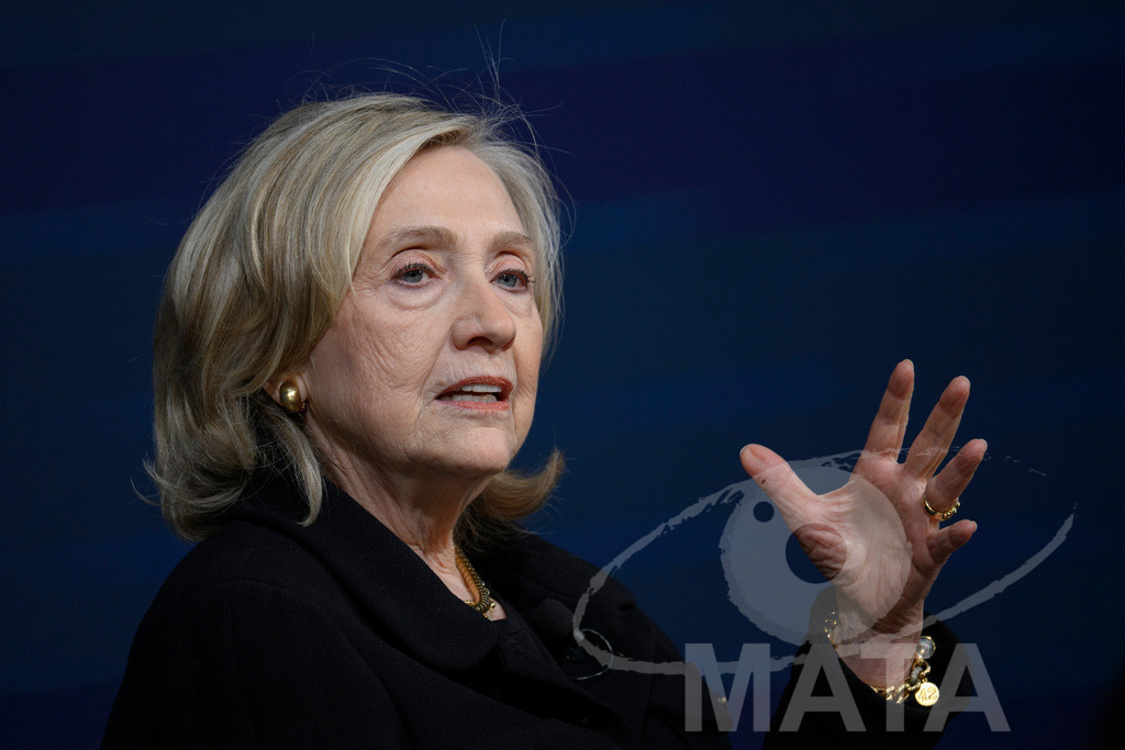 _DWA3721 | Die US-Politikerin Hillary Clinton auf der Veranstaltung Bridging Scholarship and Statecraft im Rahmen der Münchner Sicherheitskonferenz 2026. München, 13.02.2026 Bayern Deutschland  - Realisiert mit Pictrs.com