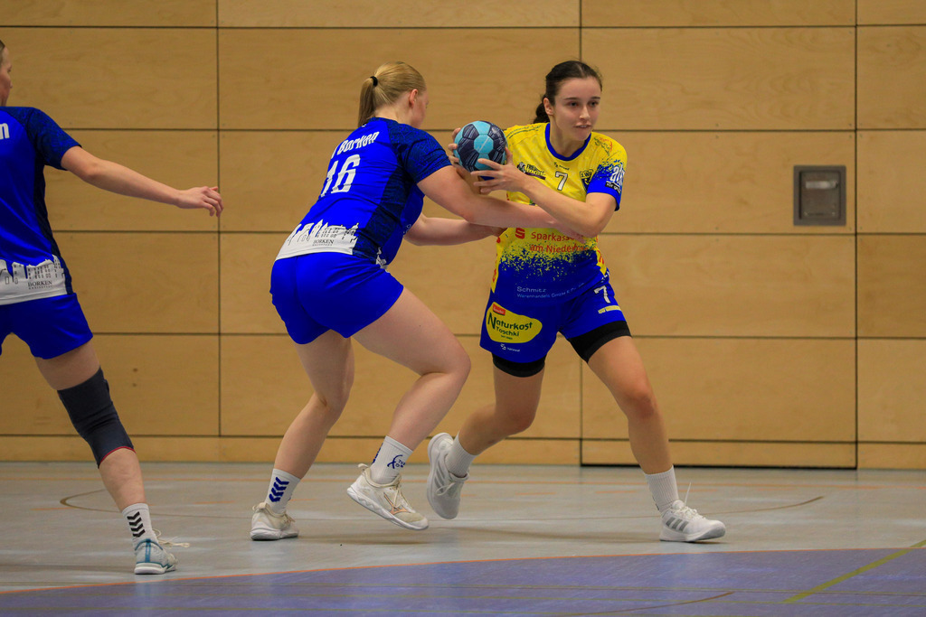 TvBorkenIII_SVN_161125_229 | Bildergalerie von Sport-Ereignissen aber auch von weiteren spannenden Dingen - nicht nur vom Niederrhein. In Anlehnung an den bekannten Spruch von Hanns Dieter Hüsch heißt das Motto: "Niederrhein ist überall".  - Realisiert mit Pictrs.com