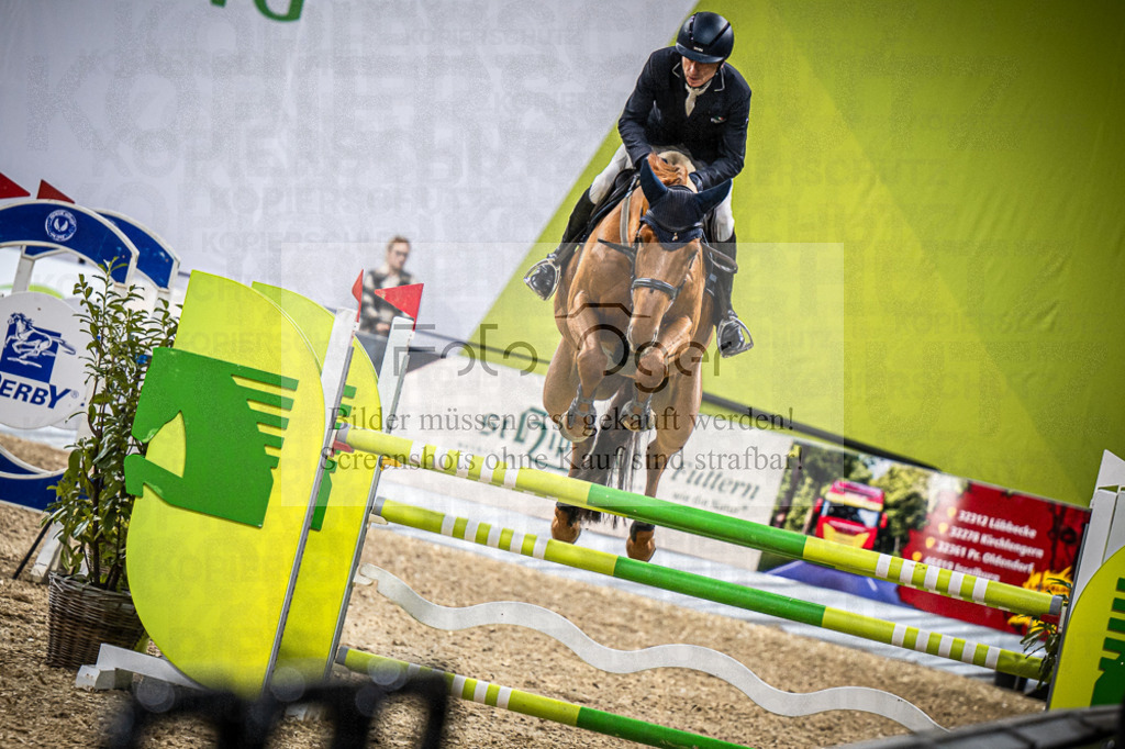 DOS_0418 | Entdecke hochwertige Reitturnierfotos von Foto Oger. Professionell, emotional und authentisch – jetzt Lieblingsmomente im Shop bestellen.Deutschlandweite Turnierfotografie. - Realisiert mit Pictrs.com