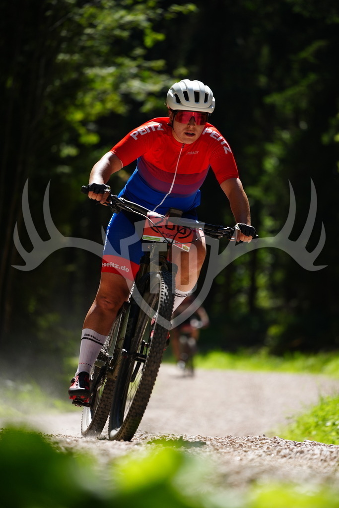 FC102232 | Fotogalerie der Treibjagd im Dunkelwald - Dein MTB Etappenrennen im Erzgebirge - Realisiert mit Pictrs.com