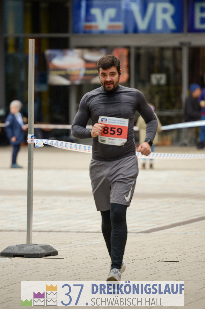 VR Bank Hauptlauf 10000m | 3 Koenigslauf 2023 - Realisiert mit Pictrs.com