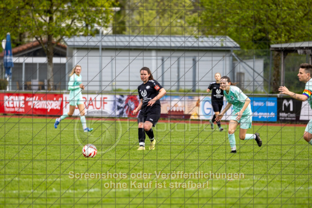 20260419_134541_0214 | #,1.FC Donzdorf (schwarz) vs. SGM Oppenweiler-Sulzbach (türkis), Fussball, Frauen-Verbandsliga Württemberg, 16. Spieltag, Saison 2025/2026, Rasenplatz Lautertal Stadion, Süßener Straße 16, 73072 Donzdorf, 19.04.2026 - 13:00 Uhr,Foto: PhotoPeet / Sport- &amp; Eventfotografie / Peter Harich