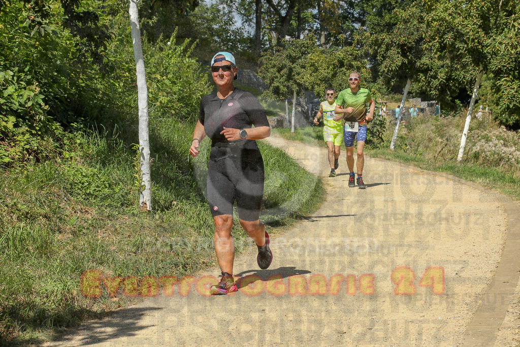 250824_1232_EX1_9697 | Sportfotografie im Rhein-Sieg Kreis, Köln, Bonn, NRW, Rheinland Pfalz, Hessen, etc. Unser Tätigkeitsfeld umfasst den Laufsport vom Volkslauf über den Marathon, Duathlon, Triathon bis zum Ultralauf wie Kölnpfad Ultra oder Schindertrail.