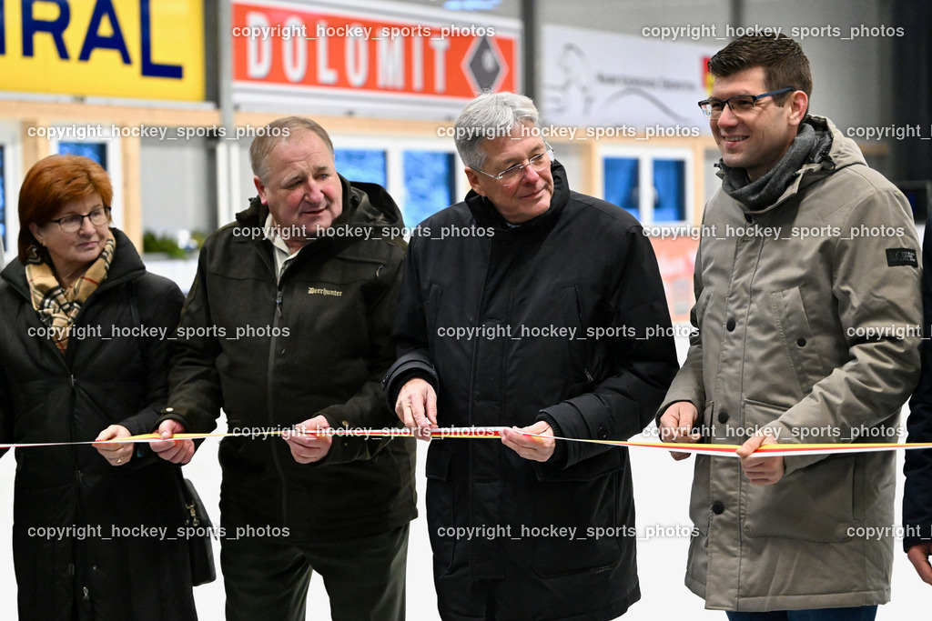 Eishallen Eröffnung Eberstein | Bürgermeister Eberstein Andreas Grabuschnig, Landeshauptmann Kärnten Peter Kaiser, Landeshauptmann Stellvertreter Martin Gruber, Eishallen Eröffnung Eberstein, Eishallen Eröffnung Eberstein am 07.12.2024 in Eberstein (Halle Eberstein), Austria, (Photo by Bernd Stefan)