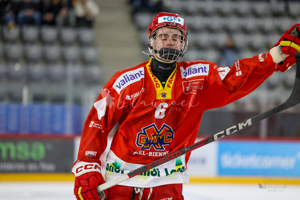 U18_EHCB vs EHCK_wb20260308-1210 | Sportbilder, Sportfotograf, Hochzeits- und Eventfotografin, Flugshows, Portraits und Tiershooting, Aviation, Downhill, Nationalleague, Swissleague, International