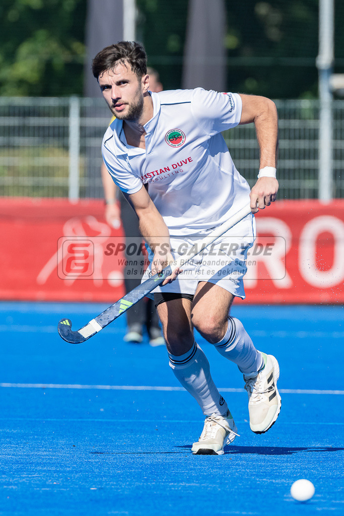 HK_20231001_104939 | 1.Bundesliga Herren Crefelder HTC - Harvestehuder THC am 1.10.2023 CHTC, Krefeld , Bachmann Lucas Maximilian ( Crefelder HTC #15 )