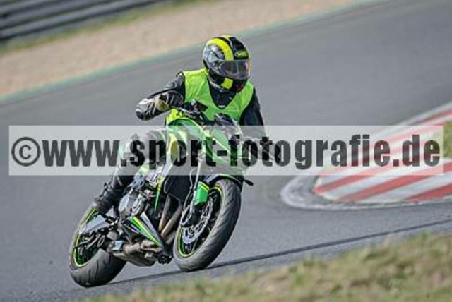 spof1702 | Professionelle Fotos von Sportveranstaltungen, aber auch Hochzeiten und anderen Events. - Realisiert mit Pictrs.com
