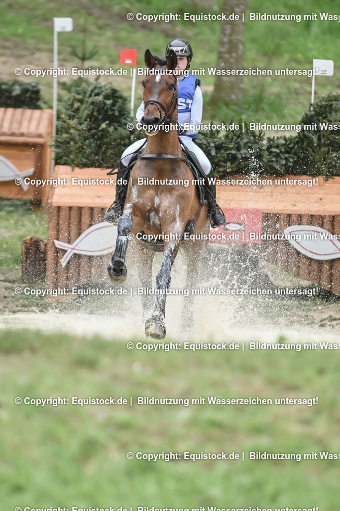 20230513_CCI4_Gelände_0380 | equistock