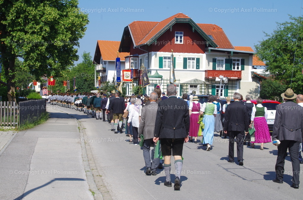 IMGP4250 | fotografiert von Axel PollmannLeonhardi Wallfahrt Benediktbeuern und Murnau, Fronleichnam, Fasching, Landschaft im Loisachtal und Benediktbeuern  - Realisiert mit Pictrs.com