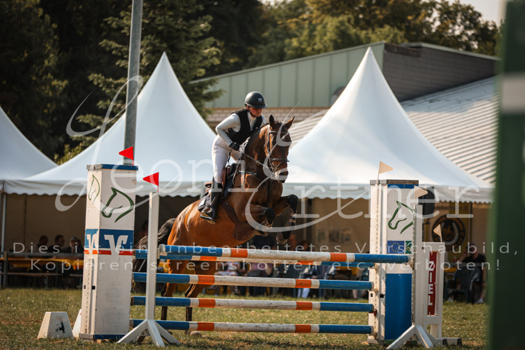 14.FrPfL00035 | Leoni Ertmer Photography - Realisiert mit Pictrs.com