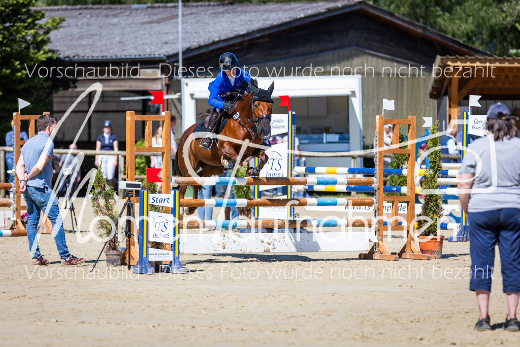 Donop24-ASprmstA-005 | MomenTaufnahmen Pferdesportfotos