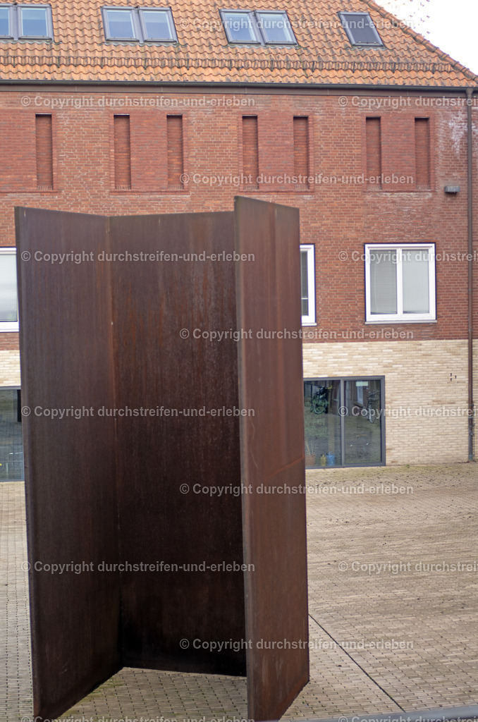 Fassbinder von Richard Serra Münster | Fassbinder von Richard Serra Münster - Realisiert mit Pictrs.com