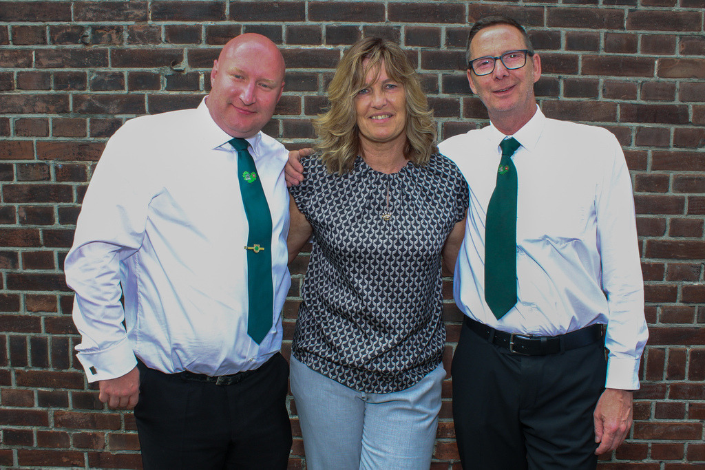 top-top.de-250601-227 | Foto, Video, Fotografie, Videografie, Fotobox, DJ, Discjockey, Musik, Musikbox, Veranstaltung, Photobooth, Amazon, Ebay, Buchtipp, Bestseller, Autor, Verlag, Buch, Wesel, Hamminkeln, NRW, Dinslaken, Rees, Drohne, Hochzeit, Party, Fotobox, Wesel, Fotograf