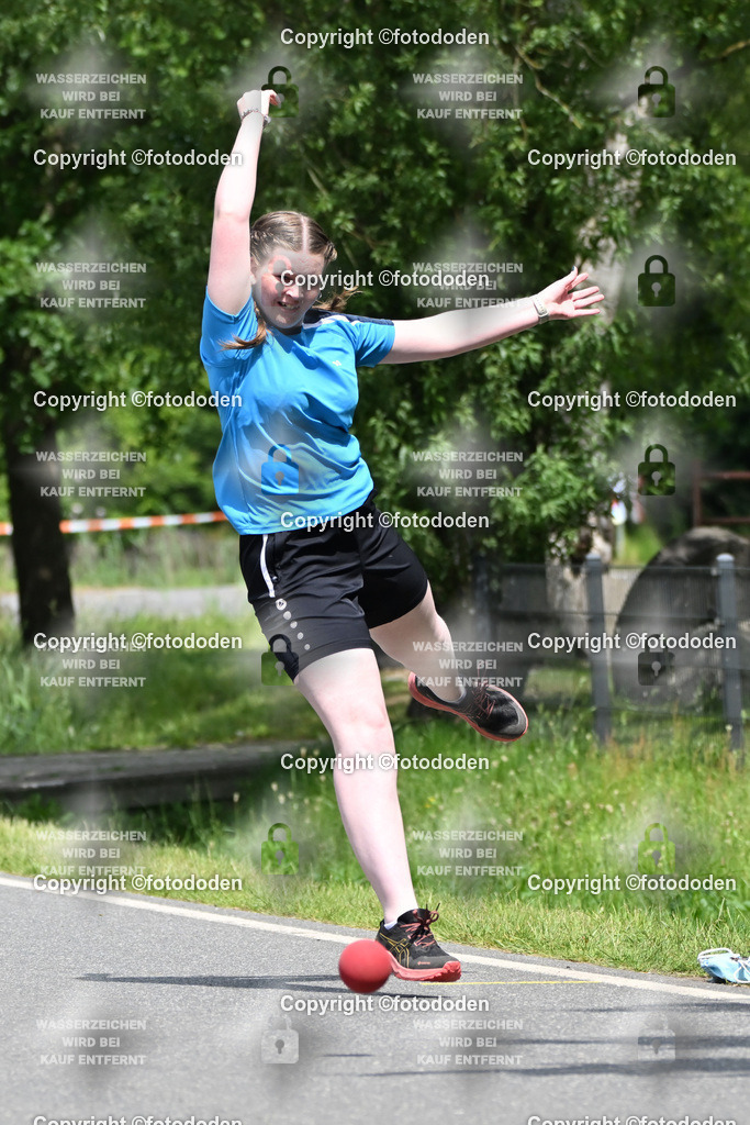 DSC_8532b | Emma Jacob / Neuschoo / ESE