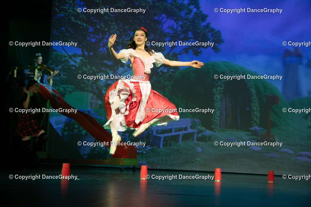 GPHY3059 | DanceGraphy - Realisiert mit Pictrs.com