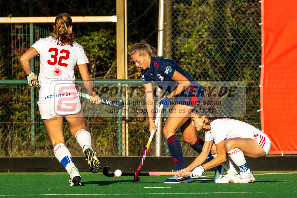 BHC Damen - DHC 3-4 3.11.24 SG-1367 | Hockey,Sport,Fieldhockey,1.Bundesliga,2.Bundesliga,Sportfotografie,Shop,Sportphotography,Feldhockey,Hockeyliga