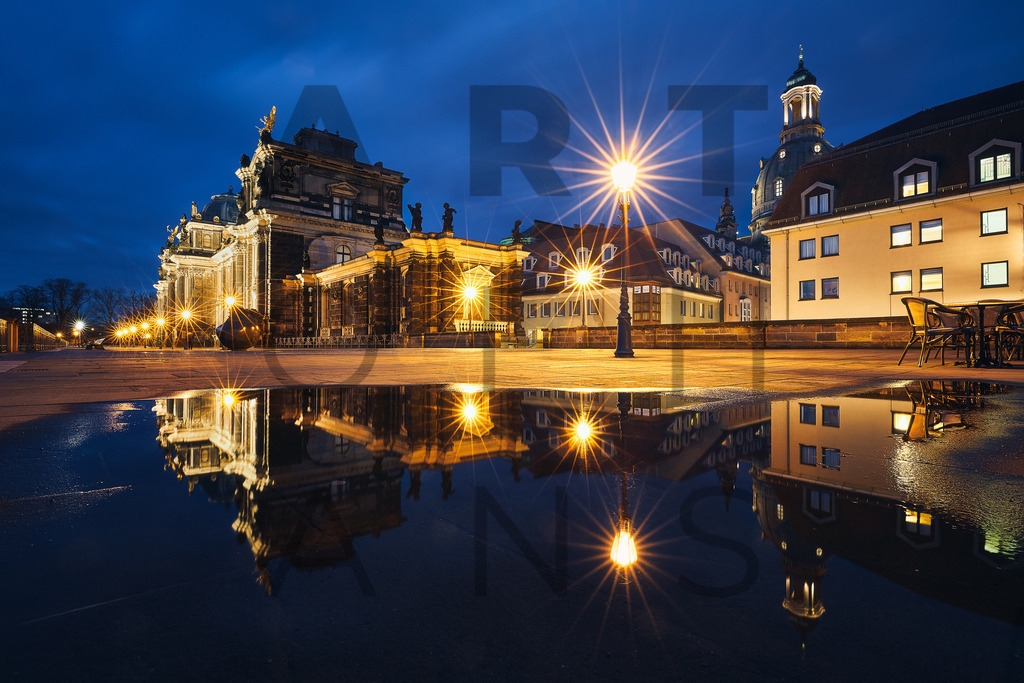 Ein Hans Fineart Original | Entdecke die Kunst von Hans Fineart - Fotografien für dein Zuhause. Verwandle deine Wände mit einzigartigen Kunstwerken und bringe die Schönheit der Welt in dein Leben. Bestelle jetzt und schaffe einen Ort der Inspiration und Eleganz.