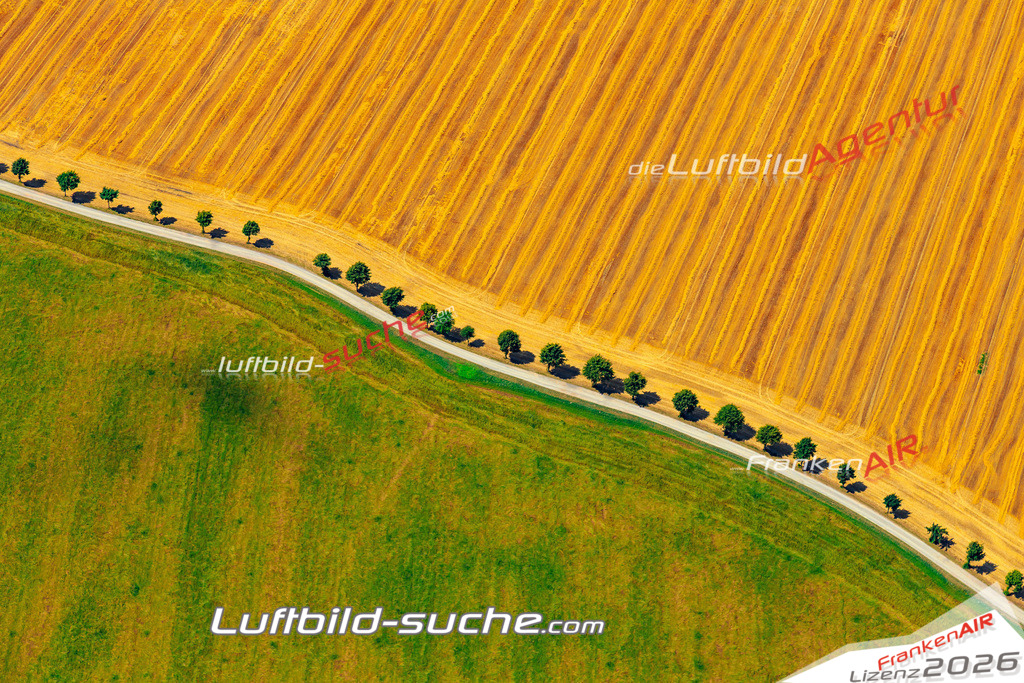 Die Luftaufnahme der Stadt Dippoldiswalde wurde vom UL-Flugzeug heraus erstellt ( keine Drohne )- hohe Auflösung für beste Qualität