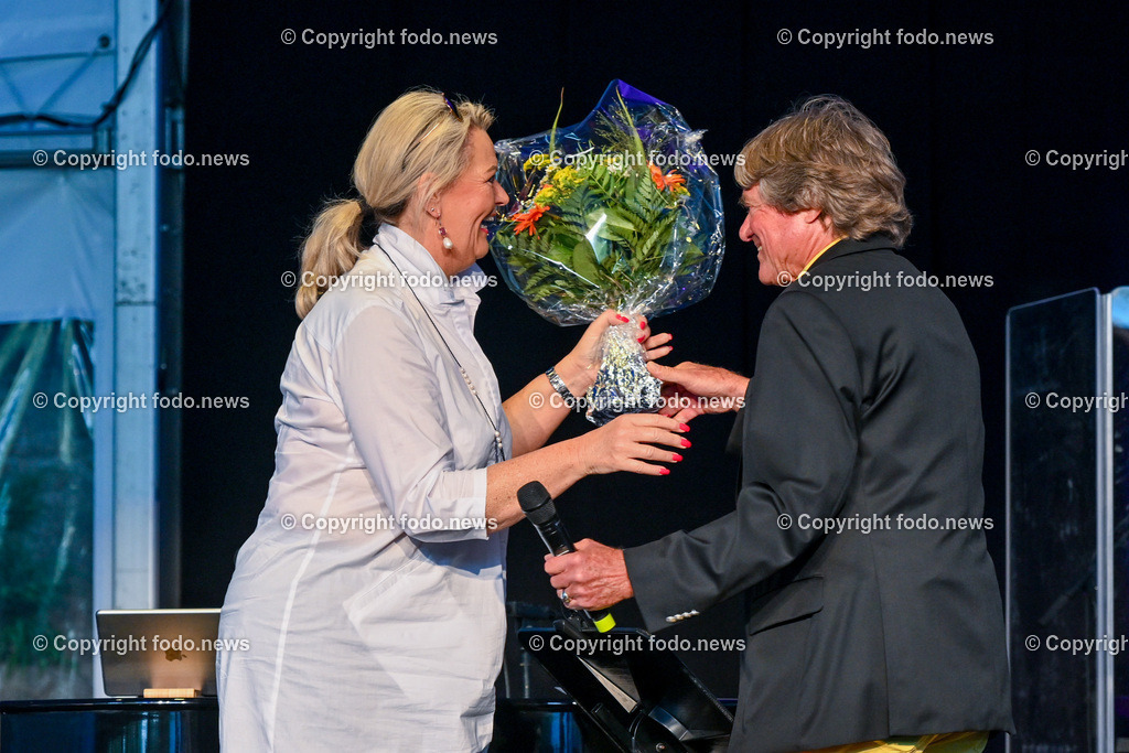 Rosengarten_ Hans Peter Gratz_ 28.06.2023-23 | 28.06.2023, Linz Poestlingberg, AUT, Rosengarten, Hans Peter Gratz and Friends, im Bild Sabine Weiler und Werner Raml (Kiwanis Club Linz & Kepler)