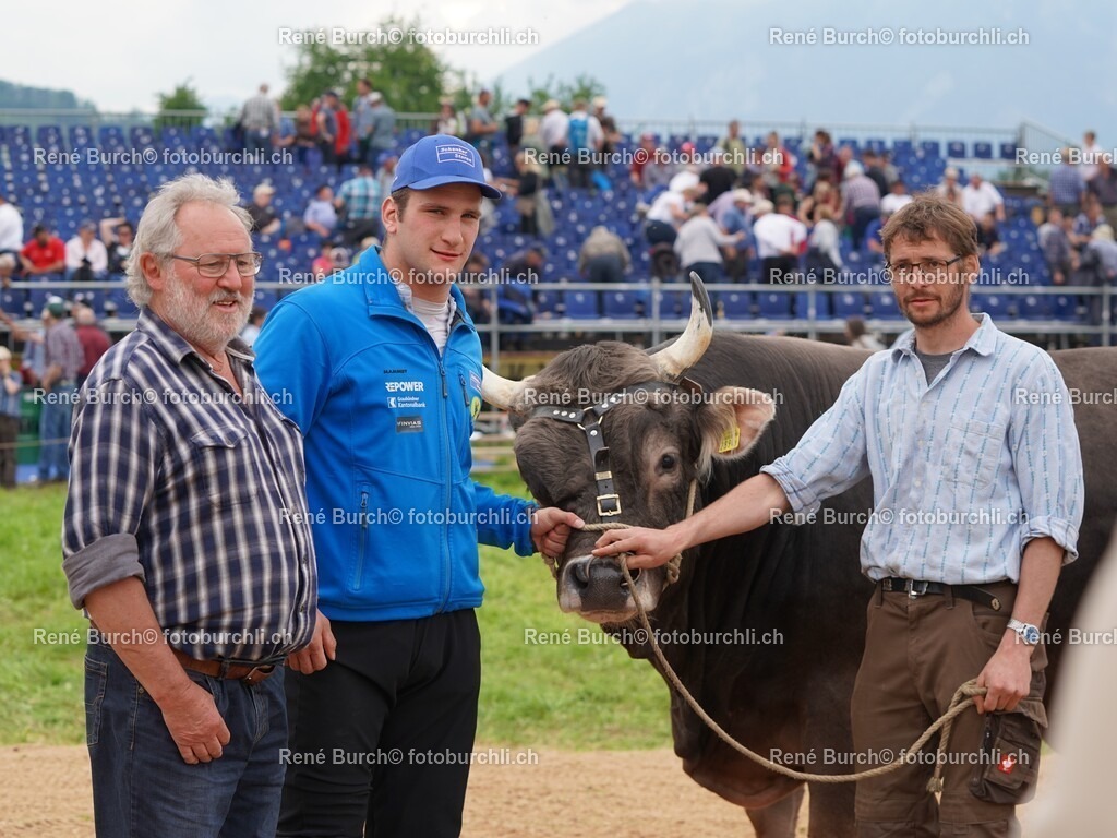 79 | René Burch leidenschaftlicher Fotograf aus Kerns in Obwalden.  Hier finden sie Sport, Landschaft und Natur Fotografie.
 - Realisiert mit Pictrs.com