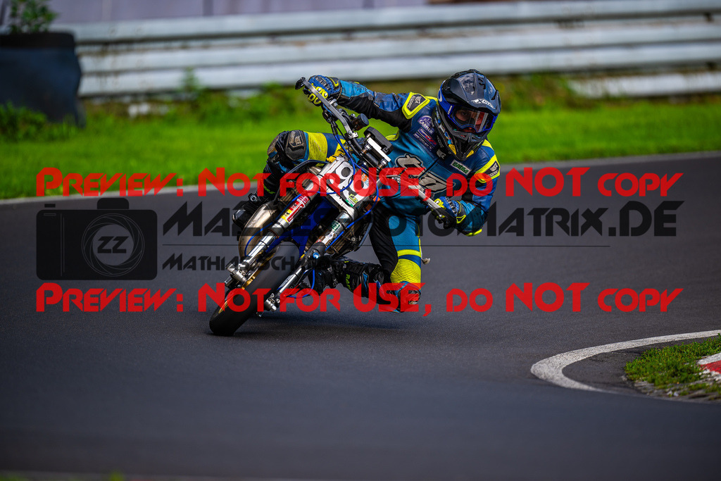 MaZZes_FotoMatrix_230826_2036 | K5