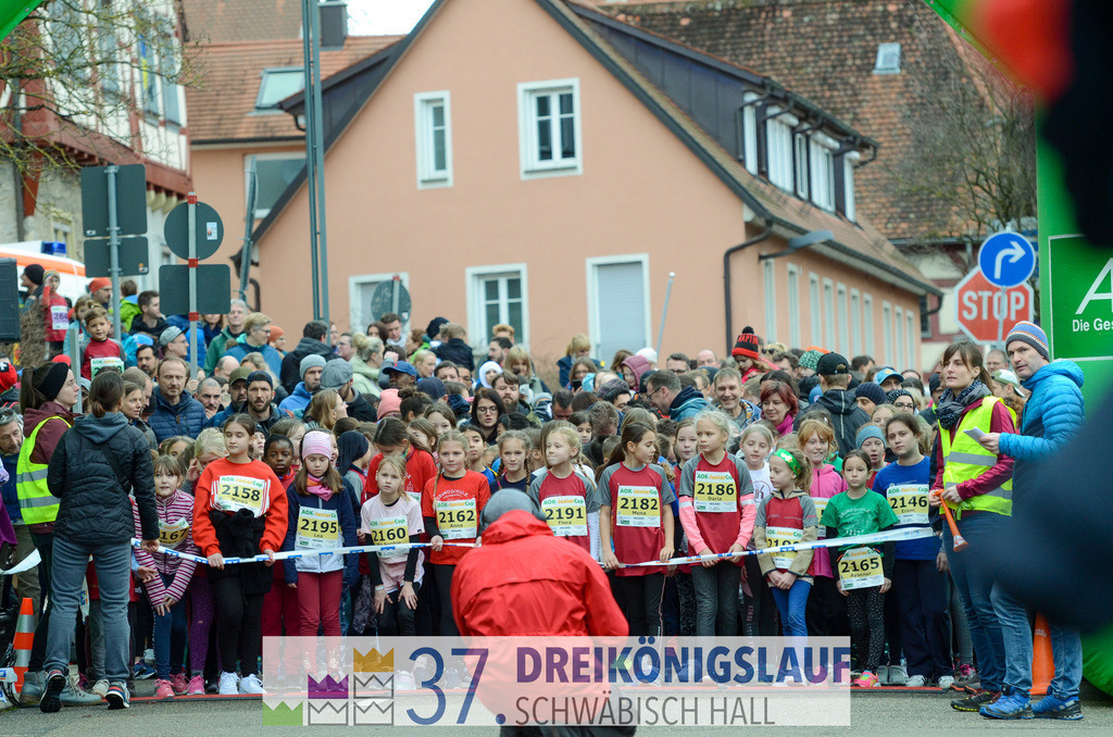 AOK JuniorCup 400m | 3Koenigslauf 2023 - Realisiert mit Pictrs.com