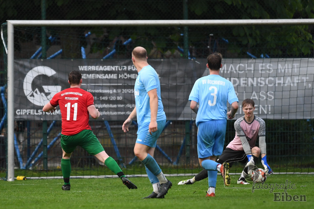 BV Bockhorn-SG FriPe | Relegation zur Kreisliga; BV Bockhorn (blau)-SG FriPe (rot) am 05.06.2025 in Oldenburg/Ofenerdiek (Lagerstraße), Photo: Philip Eiben 2025 - Realisiert mit Pictrs.com
