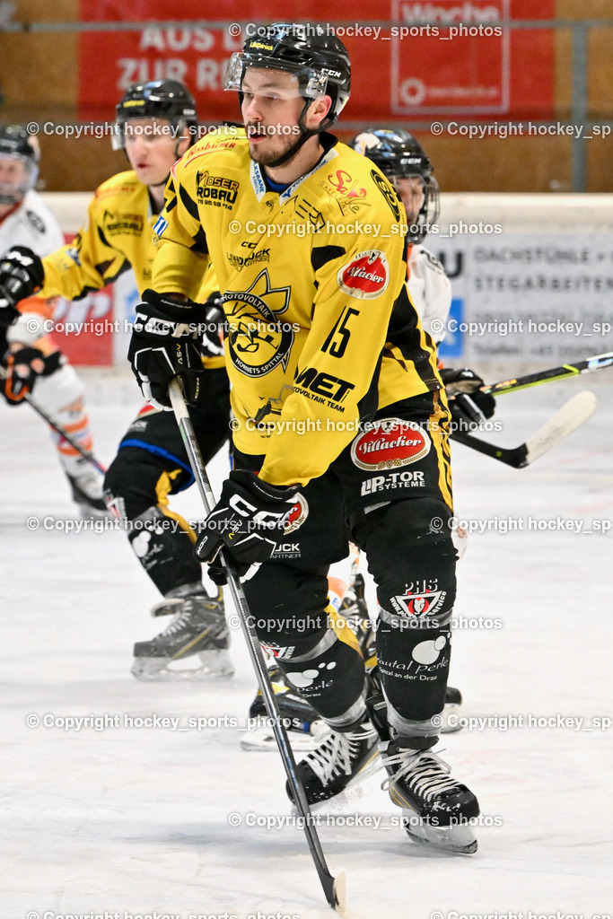EC Hornets Spittal vs. USC Piraten Velden 18.2.2024 | #15 Rossbacher Daniel EC Hornets Spittal, EC Hornets Spittal vs. USC Piraten Velden 18.2.2024, EC Hornets Spittal vs. USC Piraten Velden 18.2.2024 am 18.02.2024 in Spittal an der Drau (Eissportzentrum Spittal), Austria, (Photo by Bernd Stefan)