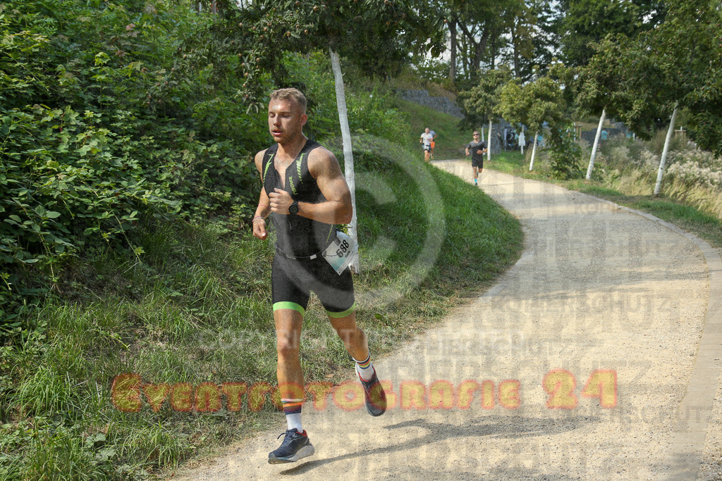 250824_1440_EX1_7079 | Sportfotografie im Rhein-Sieg Kreis, Köln, Bonn, NRW, Rheinland Pfalz, Hessen, etc. Unser Tätigkeitsfeld umfasst den Laufsport vom Volkslauf über den Marathon, Duathlon, Triathon bis zum Ultralauf wie Kölnpfad Ultra oder Schindertrail.