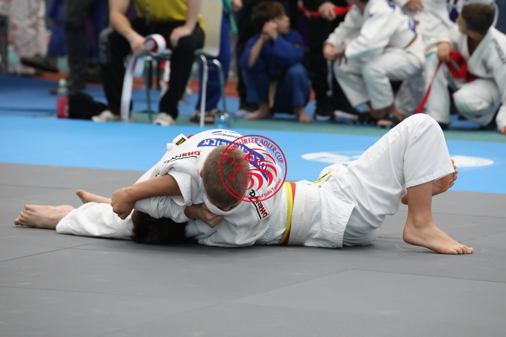 1J7A1708 | Fotos vom Adler Cup - Pictures from Adler Cup

Hier findet Ihr alle Eindrücke und großen Momente der Adler Cup Wochenenden. Here you will find all impressions and great moments of the Adler Cup weekends. - Realisiert mit Pictrs.com