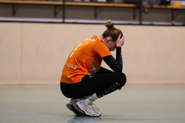 Handball I Damen I Saison 2025-2026 I Verbandsliga Süd I HSG Kalkberg 06 - MTV Dänischenhagen I 14.12.2025.95 | Emelie Köhn (1, HSG Kalkberg 06) - Realisiert mit Pictrs.com