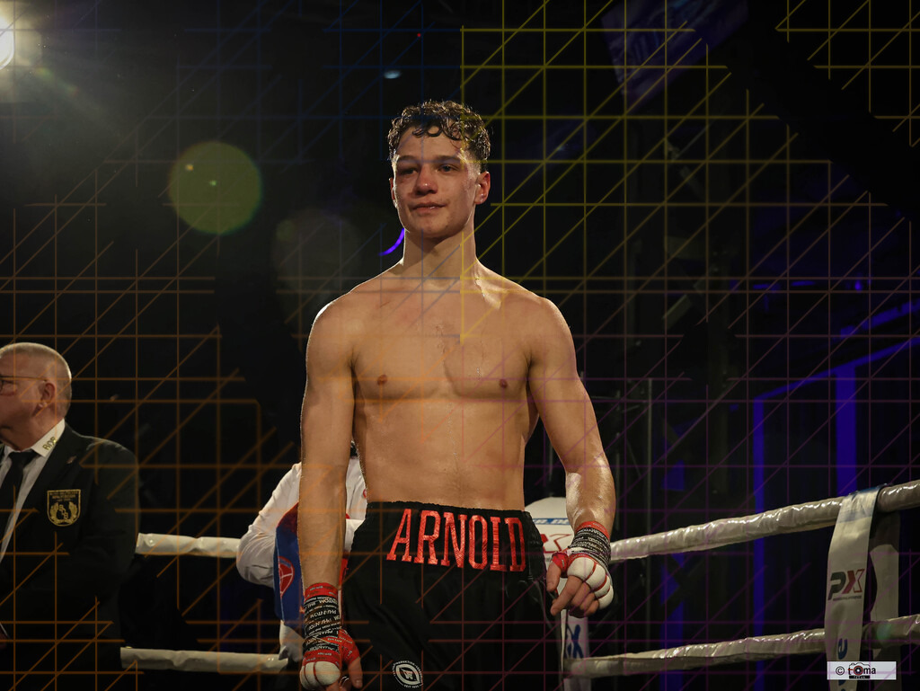 Domenik Arnold erster WM KAmpf 02 2026 tomafocus TB00158 | professionelle Sport- und Eventfotografie von Tomafocus – dynamische Bilder, emotionale Momente und hochwertige Aufnahmen für jeden Anlass. - Realisiert mit Pictrs.com