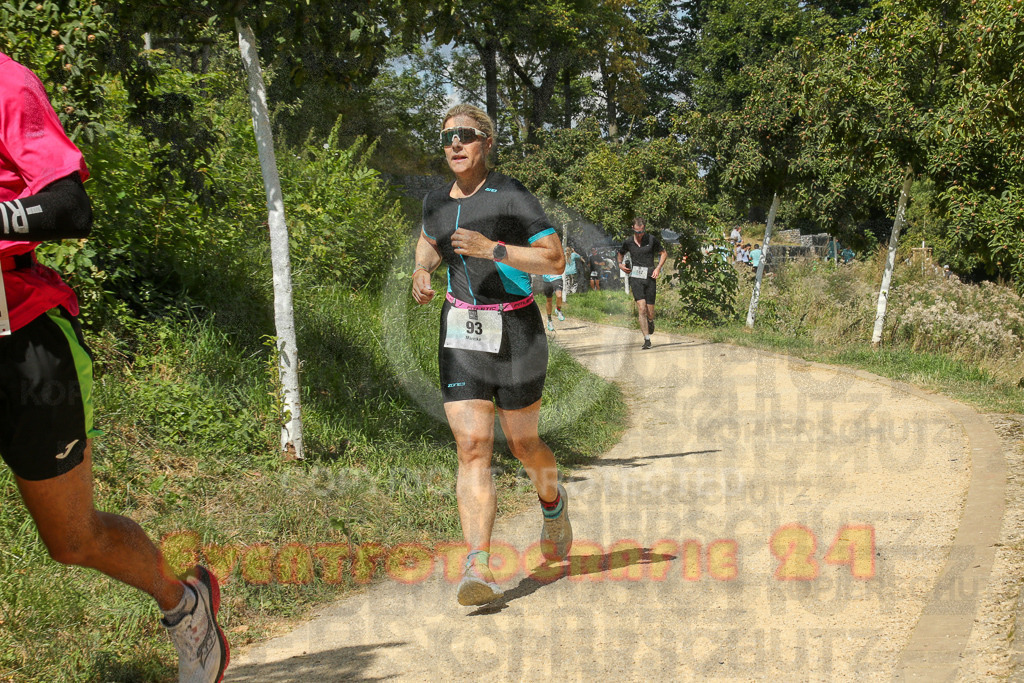 250824_1245_EX1_0418 | Sportfotografie im Rhein-Sieg Kreis, Köln, Bonn, NRW, Rheinland Pfalz, Hessen, etc. Unser Tätigkeitsfeld umfasst den Laufsport vom Volkslauf über den Marathon, Duathlon, Triathon bis zum Ultralauf wie Kölnpfad Ultra oder Schindertrail.