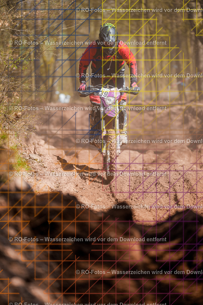 2 Lauf Mernes-1418 | Sportfotografie von RO-Fotos: Motorsport, Motocross, Enduro, Laufveranstaltungen und Triathlon. Professionelle Fotos von Sportlern und Events. - Realisiert mit Pictrs.com