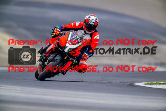 MaZZes_FotoMatrix_240910_6007705_2-504 | WEISS