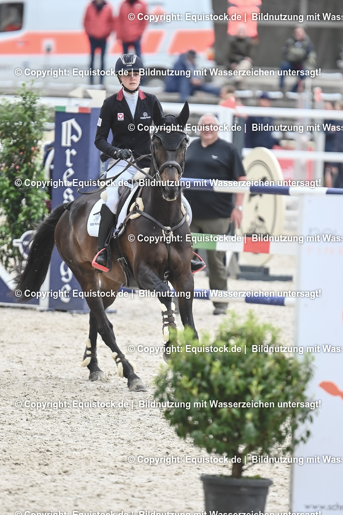 20230514_CCI4_Springen_0275 | equistock