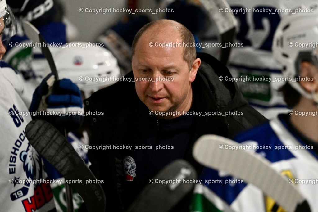 ESC SPARKASSE STEINDORF vs. UECR Huben  | Headcoach UECR EISBÄREN HUBEN Trojer Silvio, ESC SPARKASSE STEINDORF vs. UECR Huben , ESC SPARKASSE STEINDORF vs. UECR Huben  am 06.02.2026 in Steindorf (Ossiachersee Halle), Austria, (Photo by Bernd Stefan)