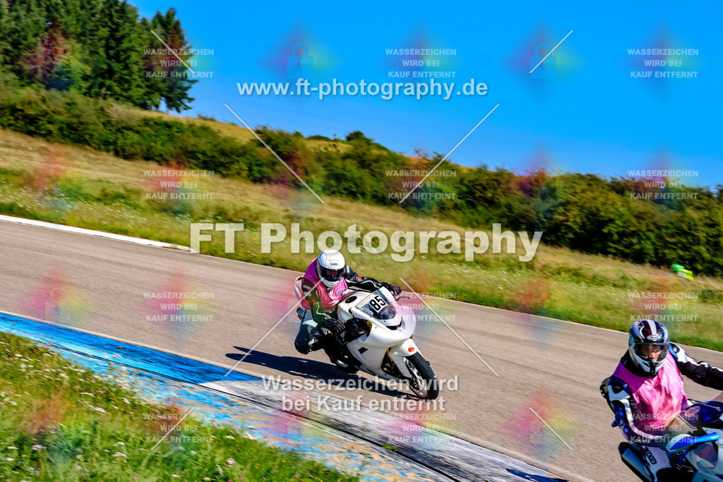 085-2867 | Hier findet Ihr Bilder von Touristenfahrten auf der Nürburgring Nordschleife oder von anderen Veranstaltungen die ich besucht habe. Viel Spass beim Durch Schauen 