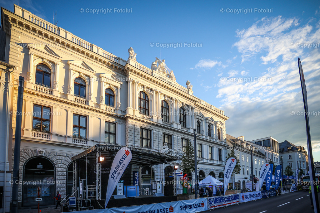 A-BINDER_20220922_0013 | LINZ,  AUSTRIA,22.Sept. 2022 - Night Run, Image shows Night Run.
Photo: Sportmediapics.com/ Manfred Binder