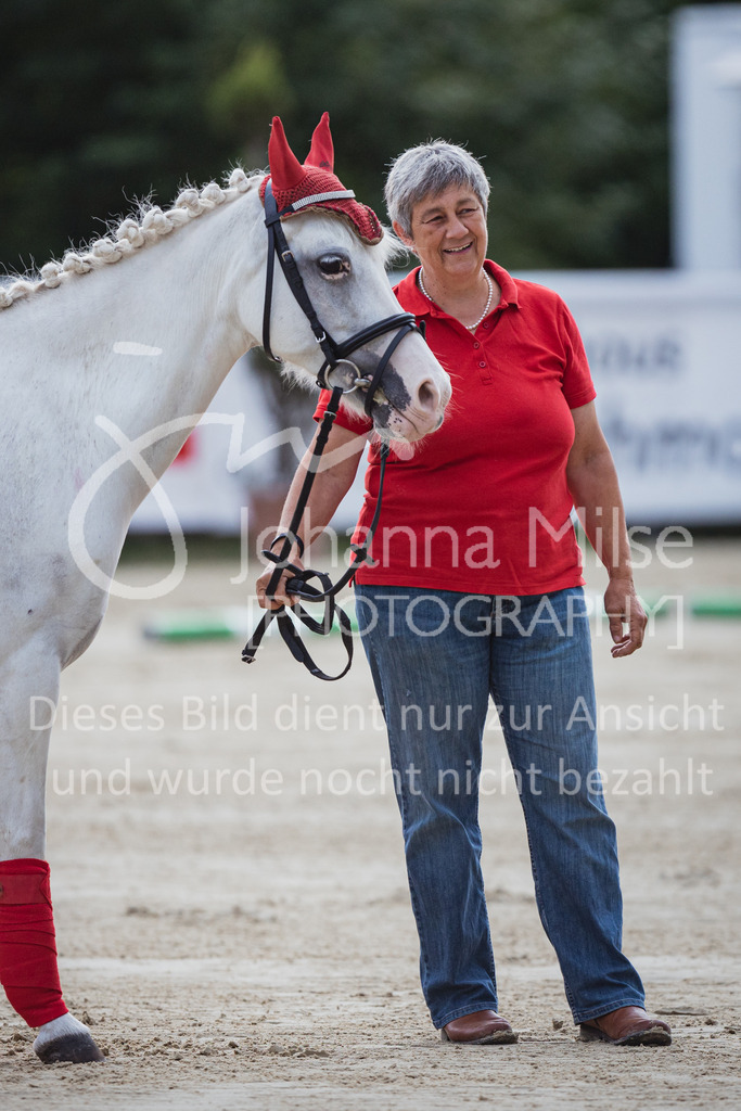 220729_BHO_BestBuddy-803 | Deine schönsten Turniermomente als professionelle Fotos! Entdecke hochwertige Pferdesport-Fotografie im Online-Shop. Jetzt Fotos finden & bestellen!
