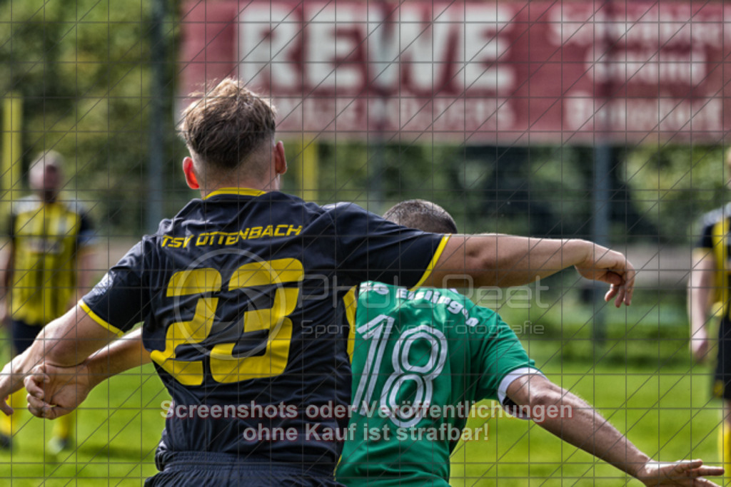 20250831_160649_0057-Bearbeitet | #,TSV Ottenbach (gelb) vs. KSG Eislingen (grün), Fussball, Kreisliga A3 - Bezirk Neckar/Fils, 02. Spieltag, Saison 2025/2026, Rasensportplatz Nebenplatz, Im Buchs, 73113 Ottenbach, 31.08.2025 - 15:00 Uhr,Foto: PhotoPeet-Sportfotografie/Peter Harich